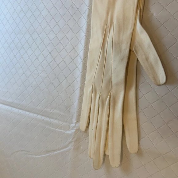 Vintage Galeries Lafayette Grand Prix Paris Suede Extra White Gloves - Picture 13 of 16